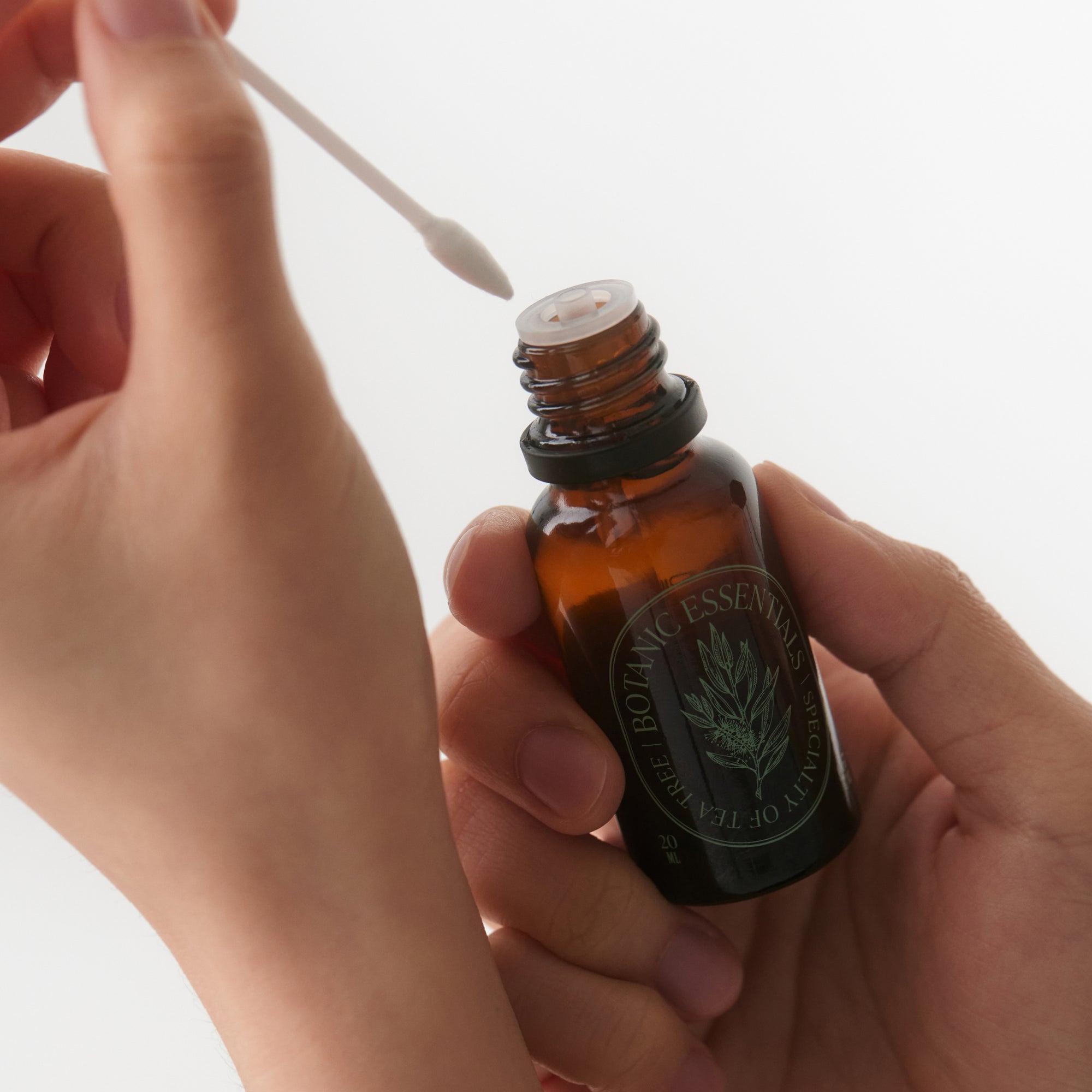 Essenherb Tea Tree 100 Oil (10ml) - AMI Cosmetic